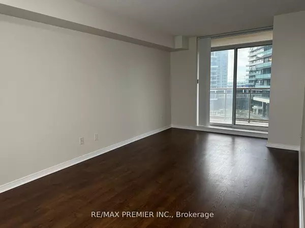 Richmond Hill, ON L4B 0C2,73 King William CRES #609