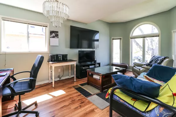 Wasaga Beach, ON L9Z 1L4,3 Brillinger DR