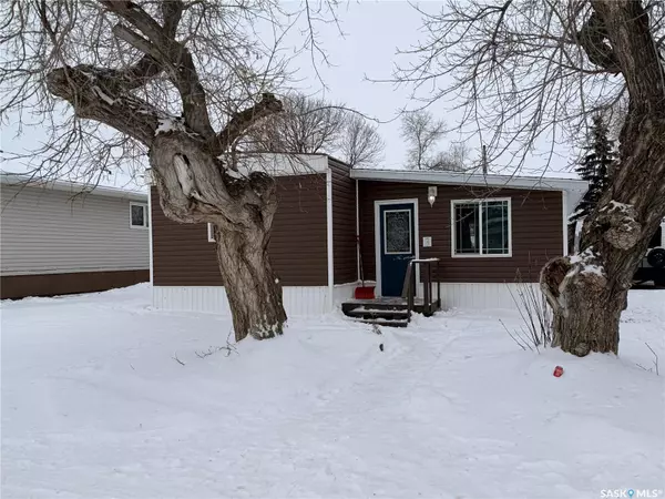 Oxbow, SK S0C 2B0,416 Ewen STREET