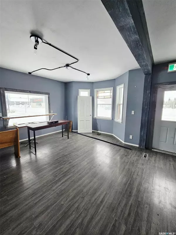 Broadview, SK S0G 0K0,702 Main STREET