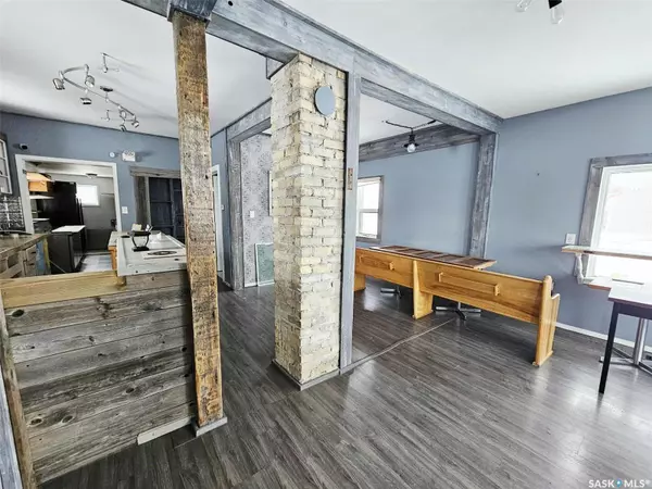 Broadview, SK S0G 0K0,702 Main STREET