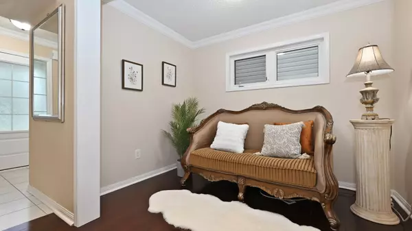 Milton, ON L9T 8C7,211 Monaghan CRES