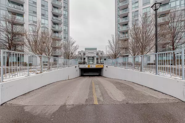 Mississauga, ON L5M 7S1,4850 Glen Erin DR #1403