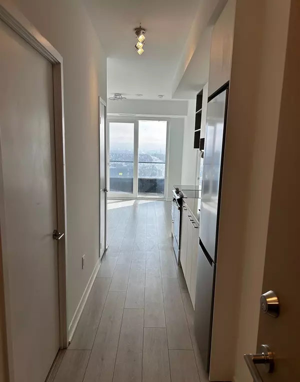 Brampton, ON L6Y 0B5,260 Malta AVE #1405