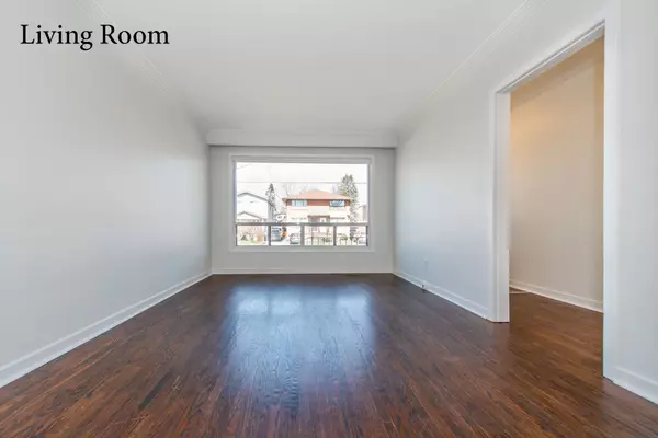 Toronto W06, ON M8W 1Y4,59A Roseland DR #Upper