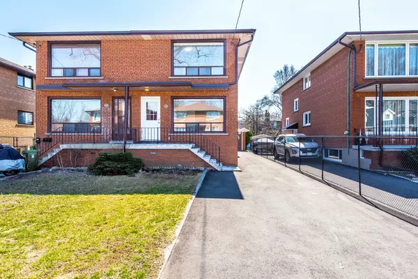 59A Roseland DR #UPPER, Toronto W06, ON M8W 1Y4