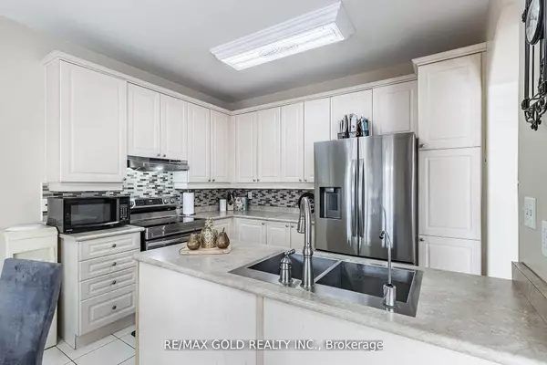 Brampton, ON L6R 3K5,47 Ocean Ridge DR