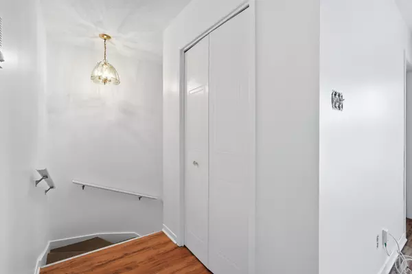 Hawkesbury, ON K6A 3M6,377 Spence AVE