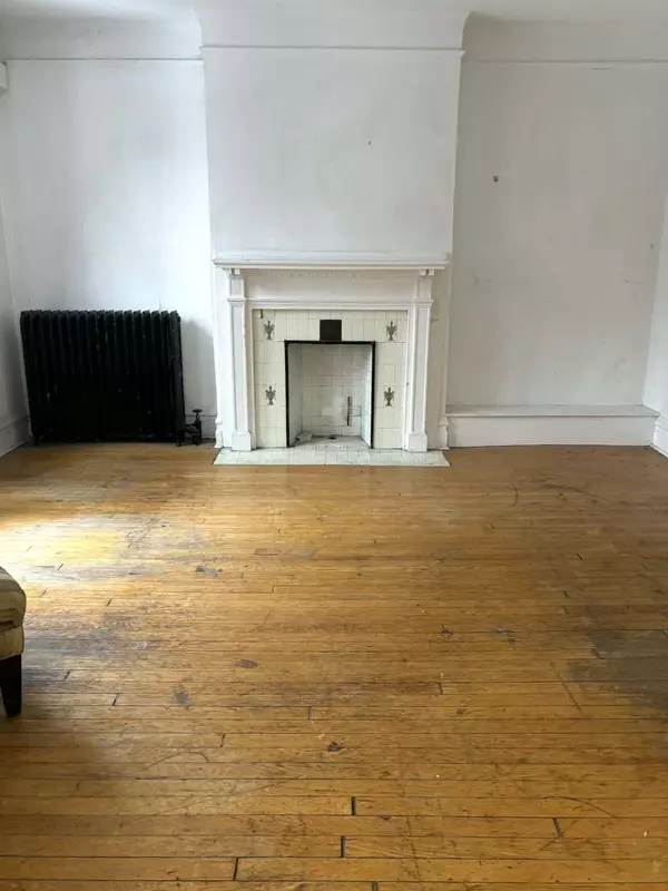 Glebe - Ottawa East And Area, ON K1S 2P3,169 Holmwood AVE