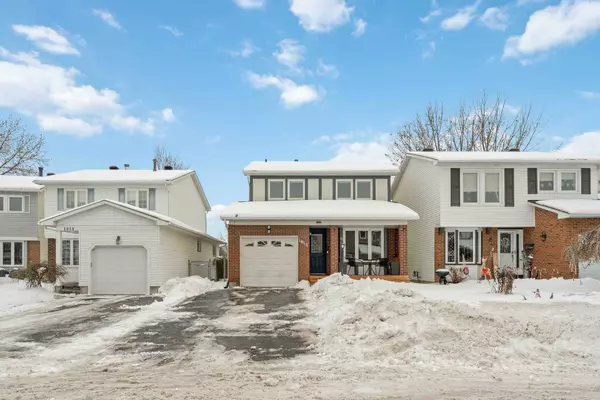 1017 Arrowhead PL, Orleans - Convent Glen And Area, ON K1C 2S5