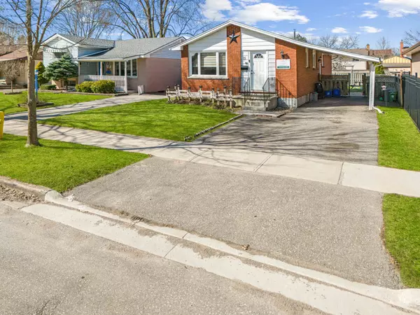 London East, ON N5V 1N4,15 Garland CRES