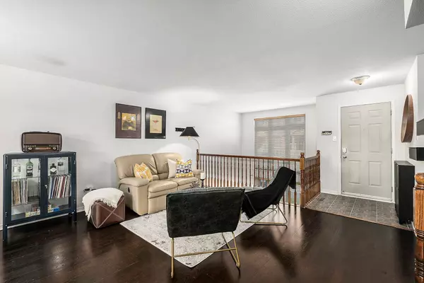 Hunt Club - South Keys And Area, ON K1V 2G5,1512 Walkley RD #112