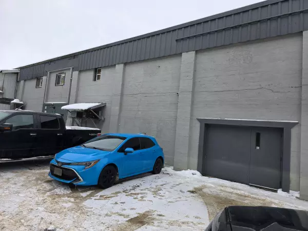 Huntsville, ON P1H 1T4,28 Dairy LN #6