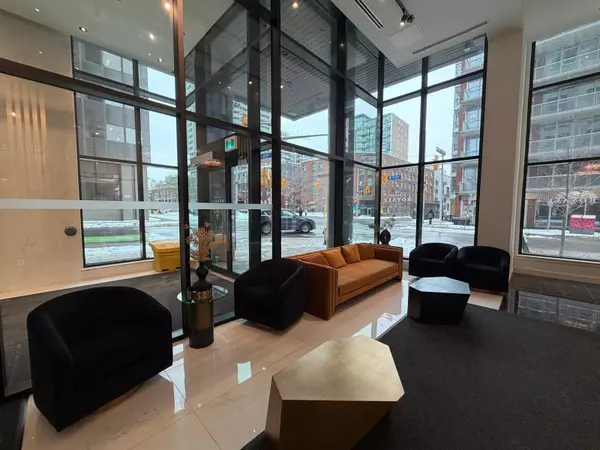 Lower Town - Sandy Hill, ON K1N 0G8,180 George ST #304