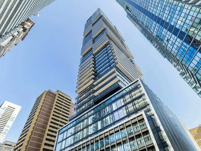 55 Charles ST E #3104, Toronto C08, ON M4Y 0J1