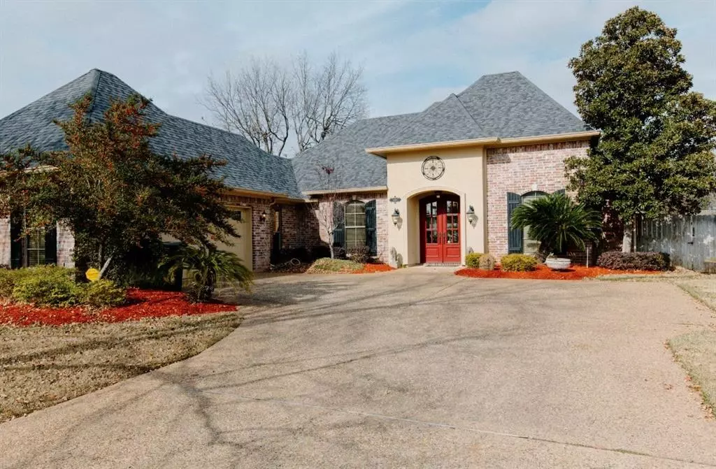 Shreveport, LA 71105,166 Sand Beach Boulevard