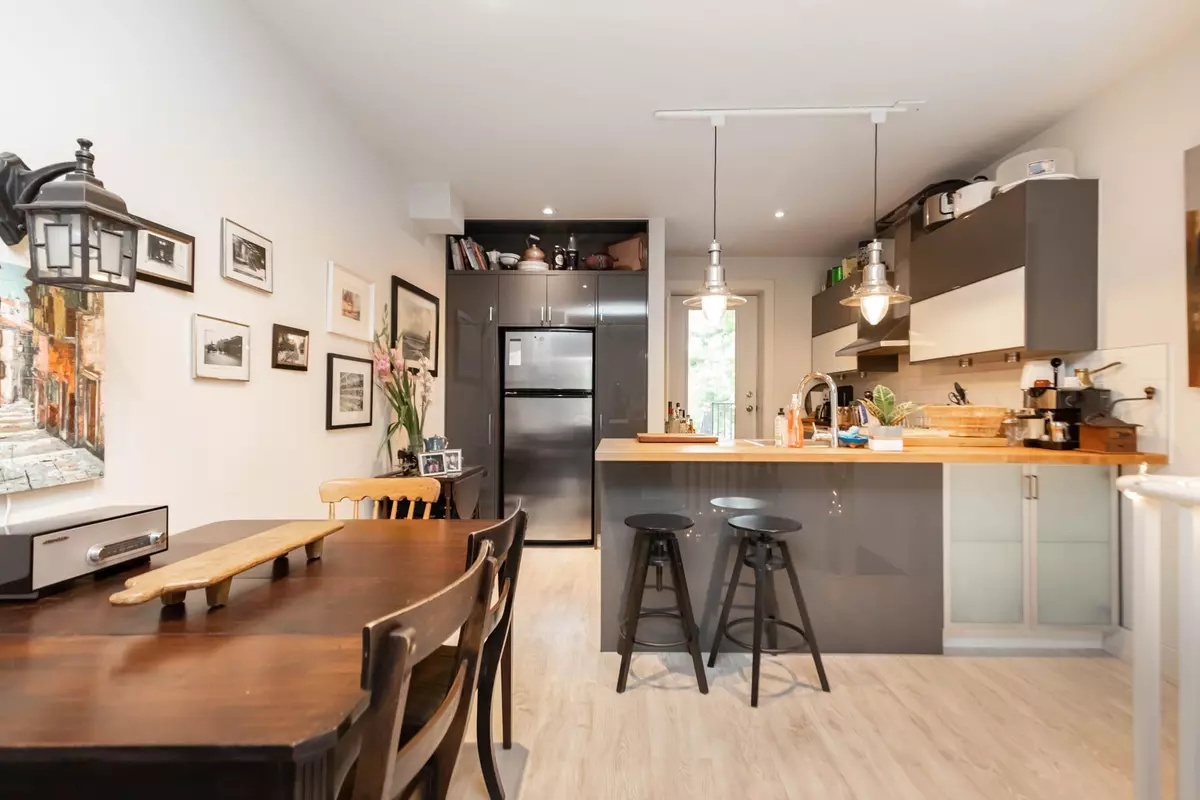 Toronto C08, ON M4X 1N6,11 1/2 Rose AVE