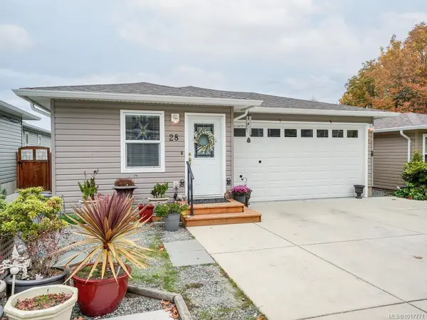 2740 Stautw Rd #28, Central Saanich, BC V8M 0A8