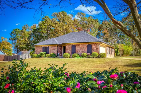 8064 Chickamauga Trail, Shreveport, LA 71107