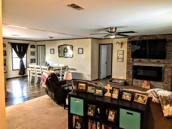 Graford, TX 76449,204 W Eaton Avenue