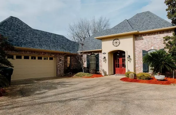 Shreveport, LA 71105,166 Sand Beach Boulevard