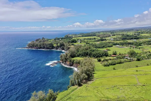 Pepeekeo, HI 96783,28-3280 BEACH RD