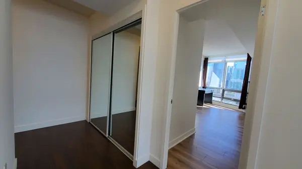 Toronto C01, ON M5V 3V6,5 Mariner TER #1602