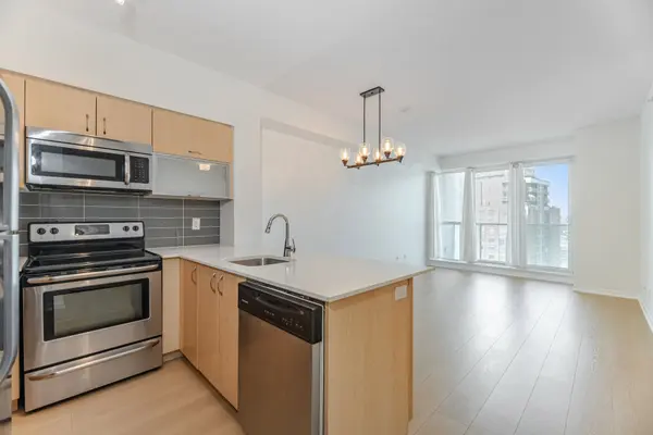 Toronto C01, ON M6K 3R5,150 East Liberty ST #2301