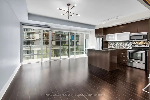 Toronto C01, ON M5V 3W5,90 Stadium RD #330