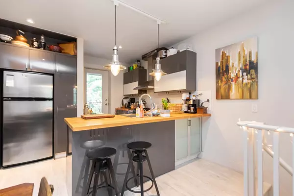 Toronto C08, ON M4X 1N6,11 1/2 Rose AVE