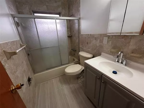 Miami, FL 33145,1781 SW 13th St