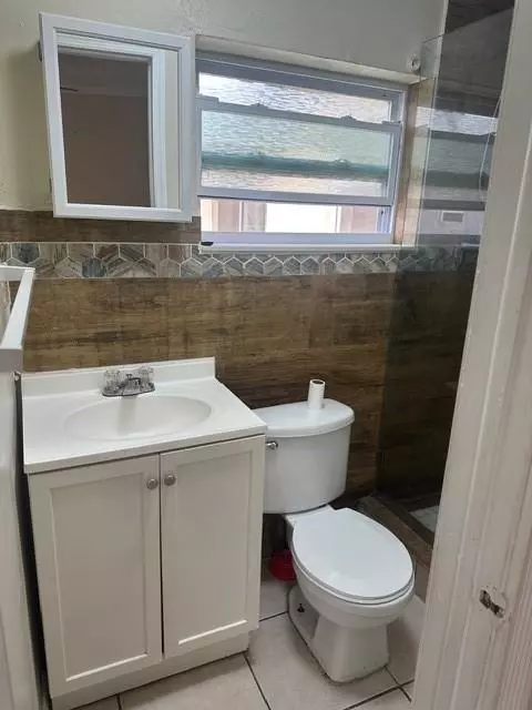 Miami Gardens, FL 33056,Address not disclosed