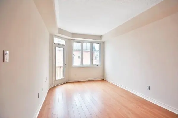 Oakville, ON L6M 0X6,2420 Baronwood DR #21-02