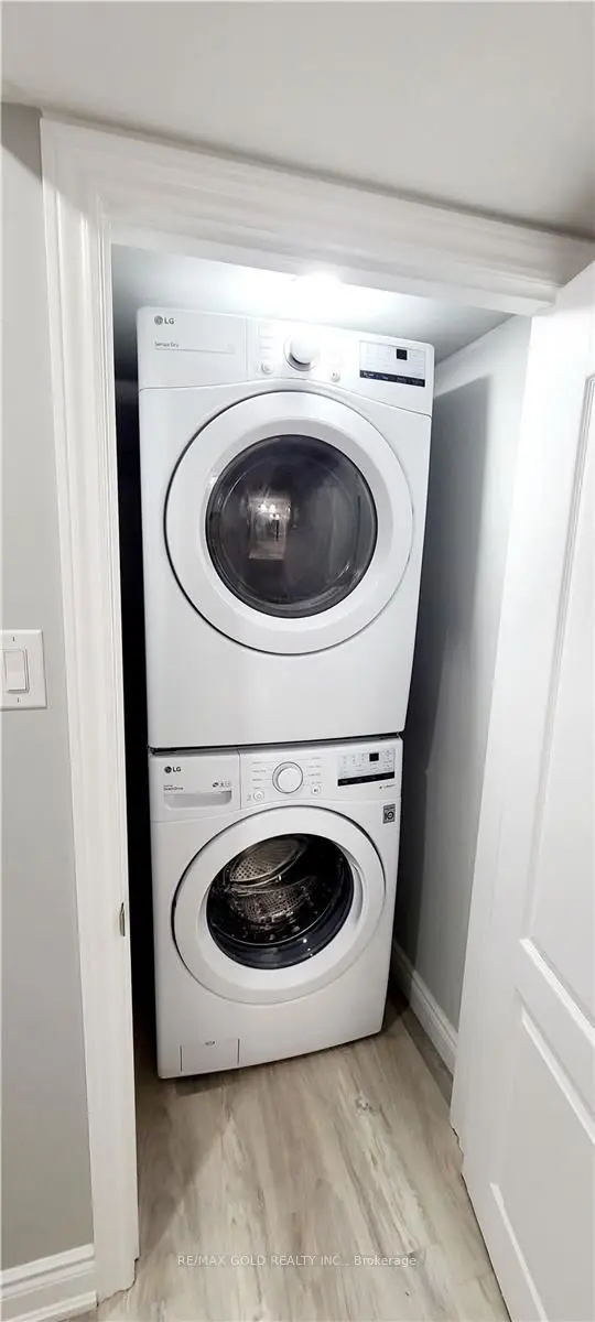 Brampton, ON L7A 2C6,29 Sunny Glen CRES #Bsmt