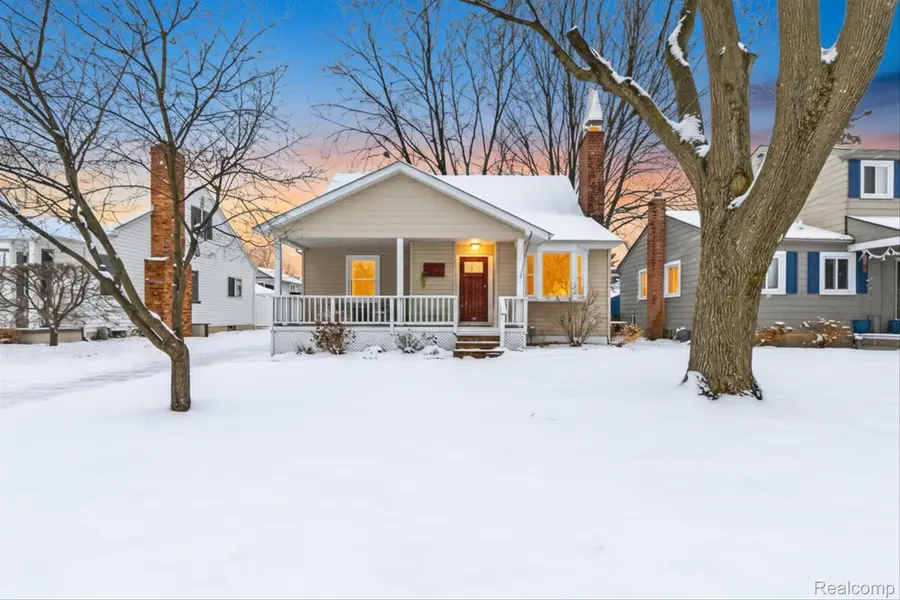 11697 Brownell AVE, Plymouth, MI 48170