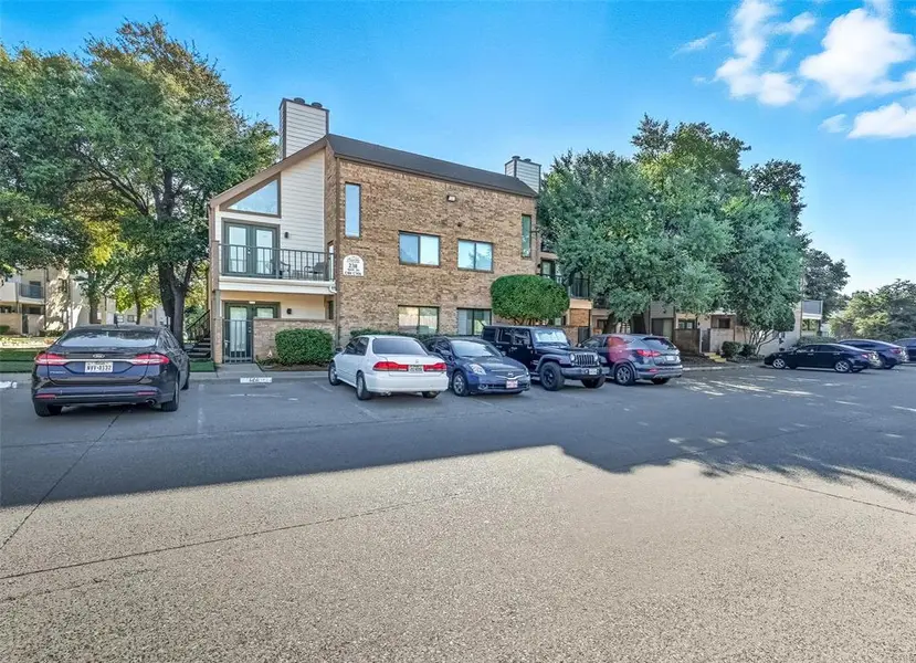 2311 Basil Drive #C105, Arlington, TX 76006