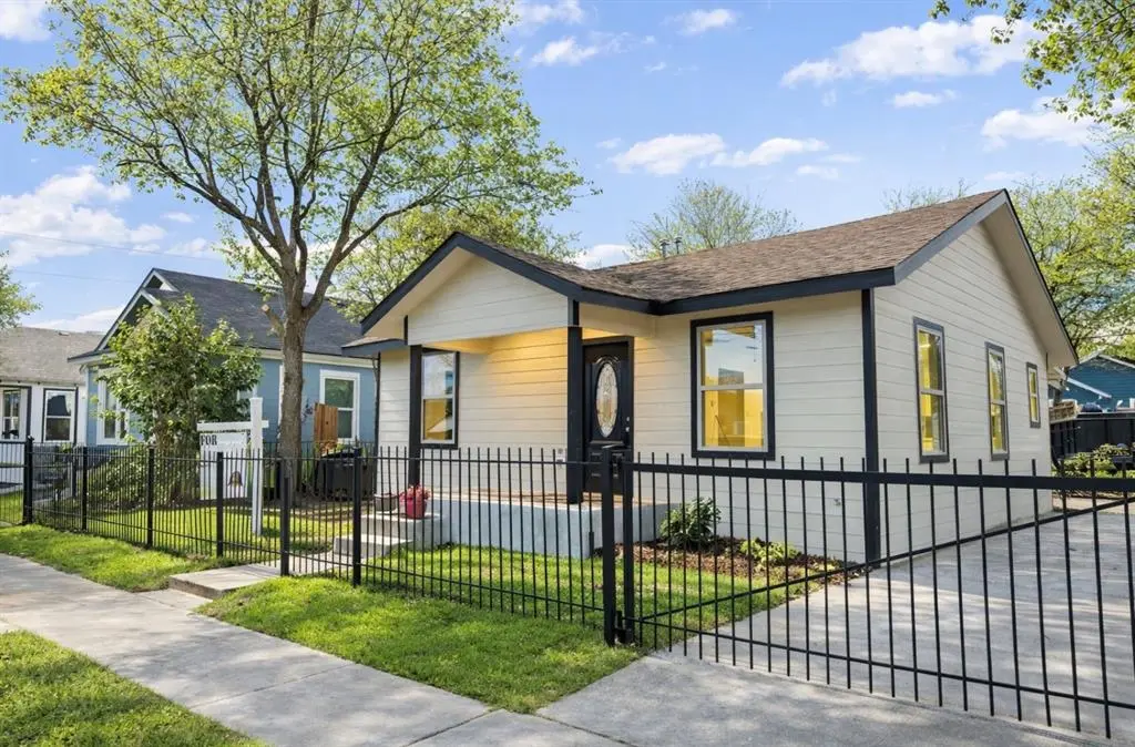 Fort Worth, TX 76104,1220 E Bessie St