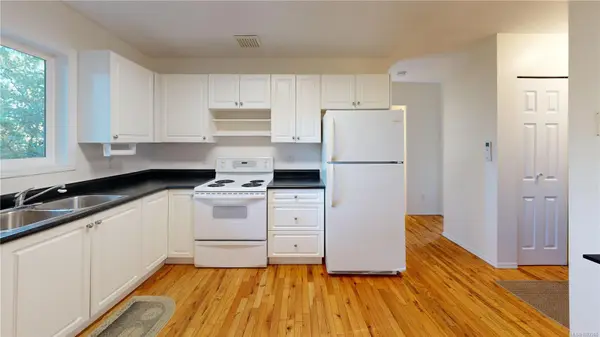 Gabriola Island, BC V0R 1X7,3096 Commodore Way