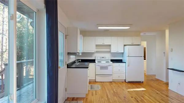 Gabriola Island, BC V0R 1X7,3096 Commodore Way