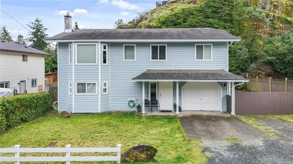 3313 Barrington Rd, Nanaimo, BC V9T 5R5