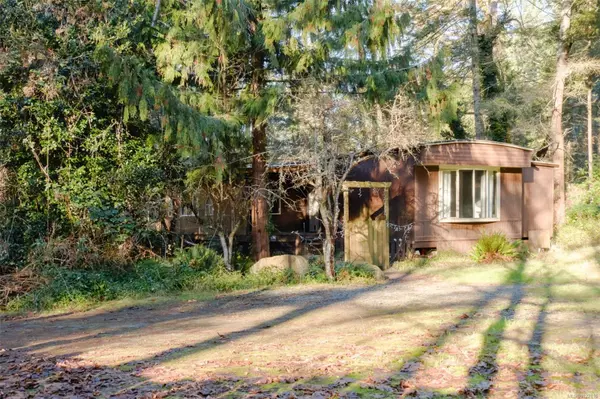 1900 Martin Rd, Gabriola Island, BC V0R 1X7