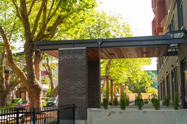 Victoria, BC V8Z 1A5,629 Speed Ave #210