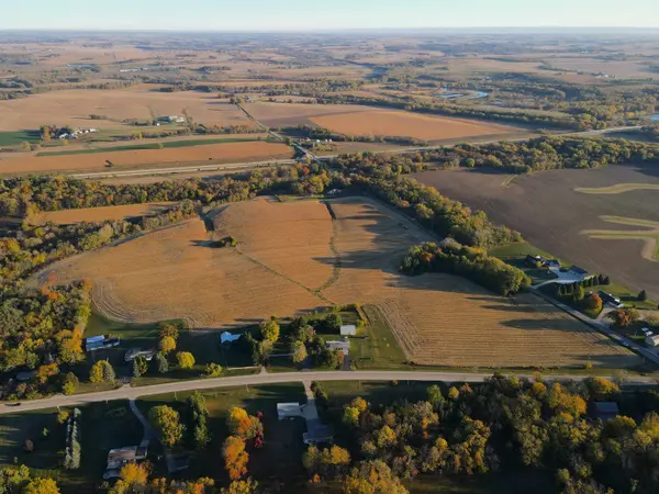 Freeport, IL 61032,000 W US BUSINESS 20