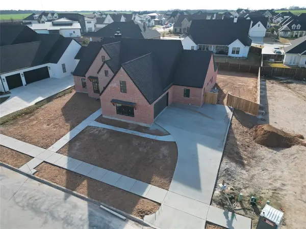 Woodway, TX 76712,11010 Kings Canyon