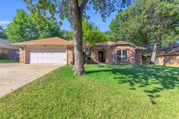 6825 Ridgewood Drive,  North Richland Hills,  TX 76182