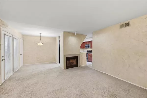 Arlington, TX 76006,2311 Basil Drive #C105