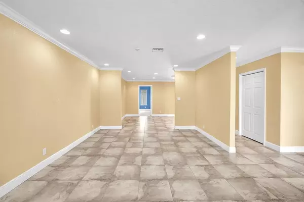 Plantation, FL 33317,5160 SW 18th Ct