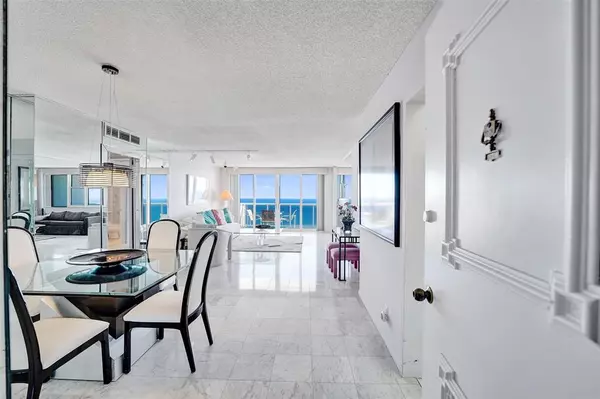 Hallandale Beach, FL 33009,3140 S Ocean Dr #2206