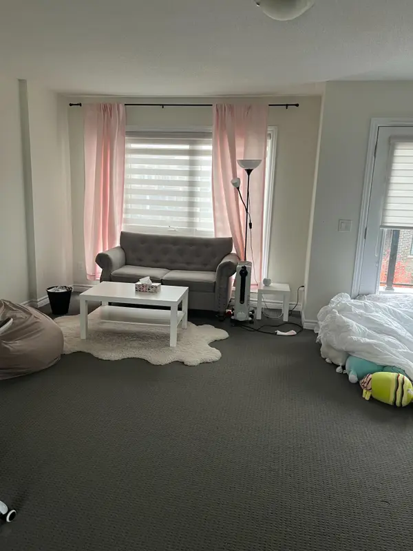 Oakville, ON L6H 7E3,3068 Cascade Common N/A