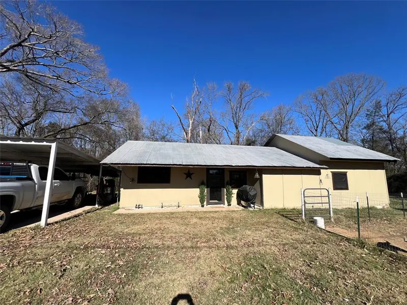 60 Farm Road 2882, Mount Pleasant, TX 75455